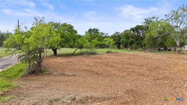 336 E Stonecastle Drive, Granite Shoals, TX 78654