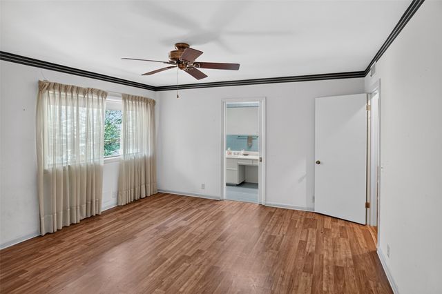 1911 Harrison Avenue, Paris, TX 75460