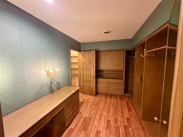 1911 Harrison Avenue, Paris, TX 75460