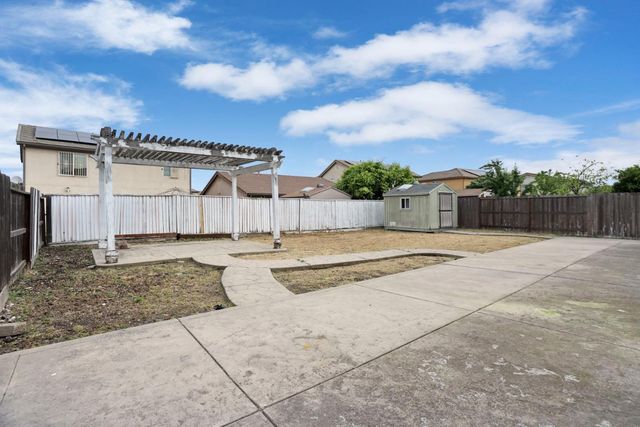 2775 Keyser Dr, Stockton, CA 95212