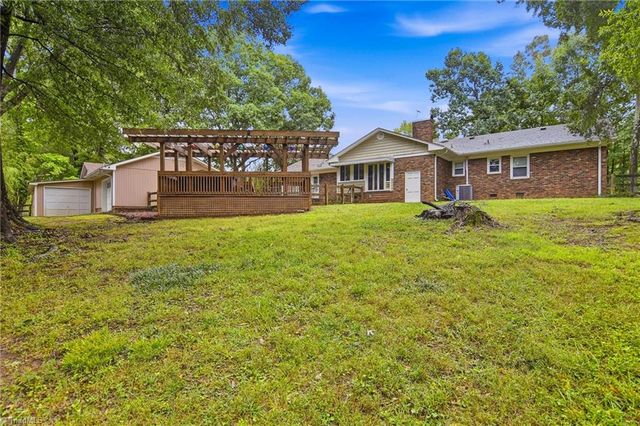 5806 Carriage Lane, Greensboro, NC 27410