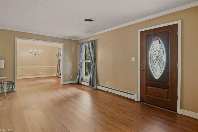 5806 Carriage Lane, Greensboro, NC 27410