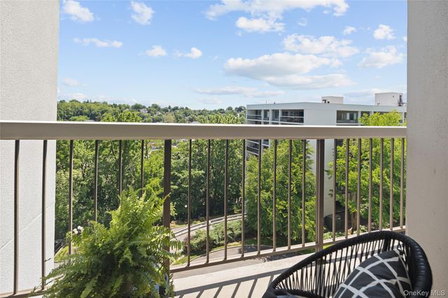 500 High Point Drive 707, Hartsdale, NY 10530