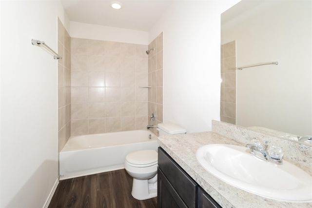 2432 Copper Canyon Drive, Conroe, TX 77301