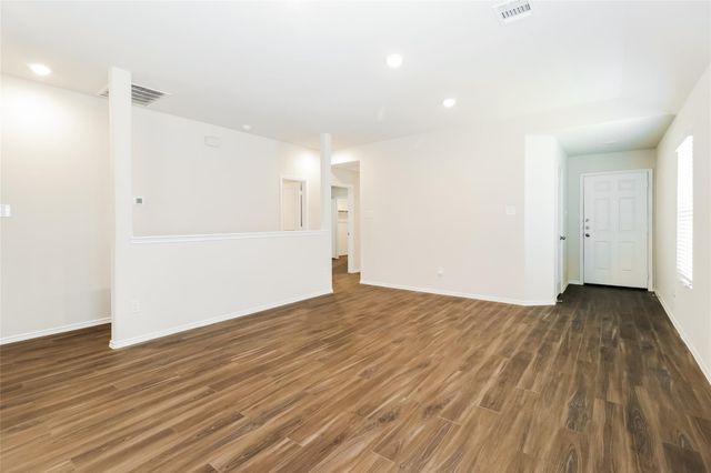 2432 Copper Canyon Drive, Conroe, TX 77301