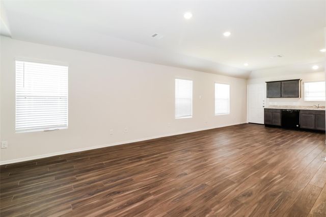 2432 Copper Canyon Drive, Conroe, TX 77301