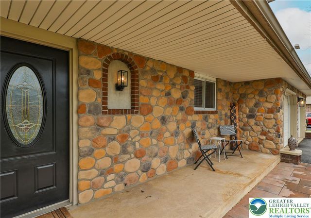 141 Elm Road, Upper Macungie Twp, PA 18104