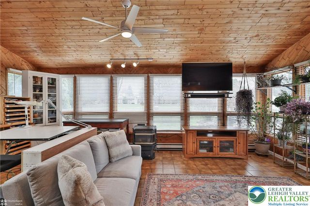 141 Elm Road, Upper Macungie Twp, PA 18104