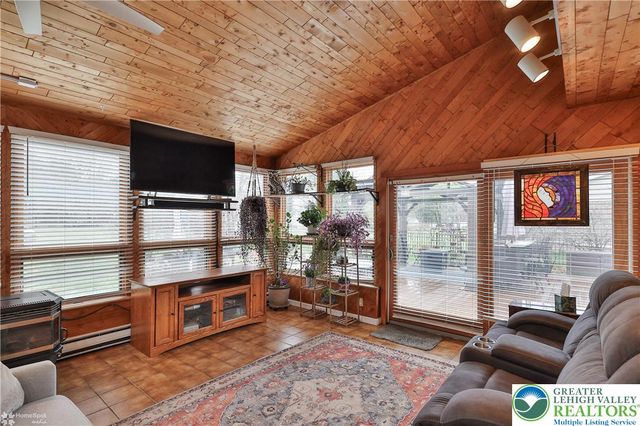 141 Elm Road, Upper Macungie Twp, PA 18104