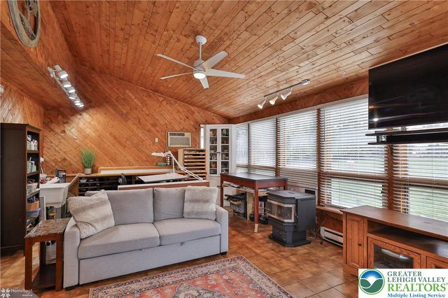 141 Elm Road, Upper Macungie Twp, PA 18104