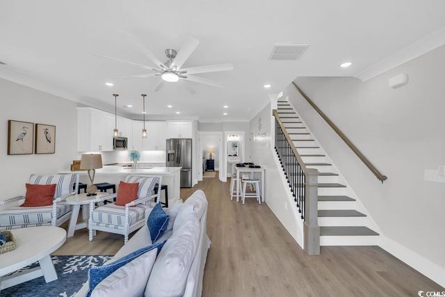 913 S Dogwood Dr. S, Surfside Beach, SC 29575