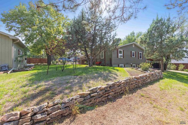 5503 WILDWOOD DR, Rapid City, SD 57702