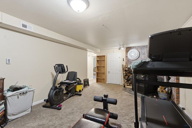 5503 WILDWOOD DR, Rapid City, SD 57702