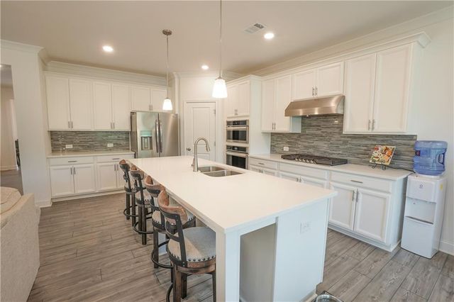 214 Hickory Bluffs Parkway, Canton, GA 30114