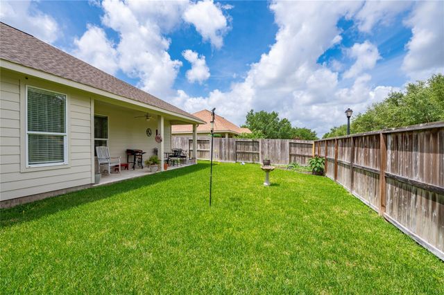 1201 N Riviera Circle, Pearland, TX 77581