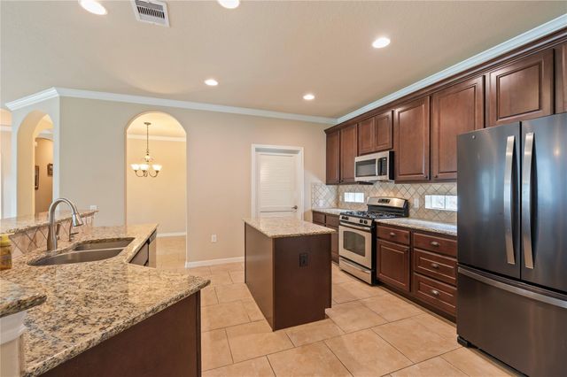 1201 N Riviera Circle, Pearland, TX 77581