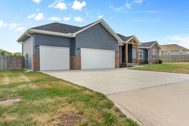 1312 S Birch Avenue, Springfield, MO 65802