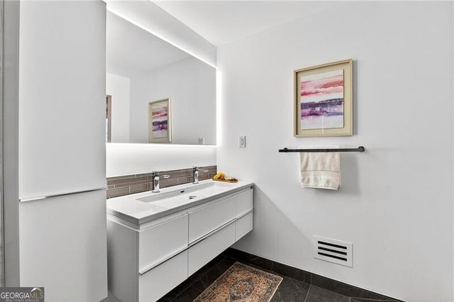 2663 S Hudlow Court, Tucker, GA 30084