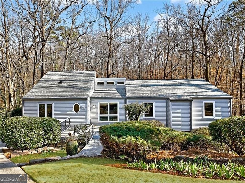 2663 S Hudlow Court, Tucker, GA 30084