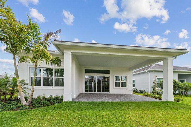 10118 Driftwood Way, Palm Beach Gardens, FL 33412