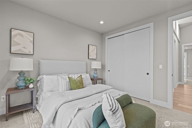 904 N 33rd Place, Renton, WA 98056