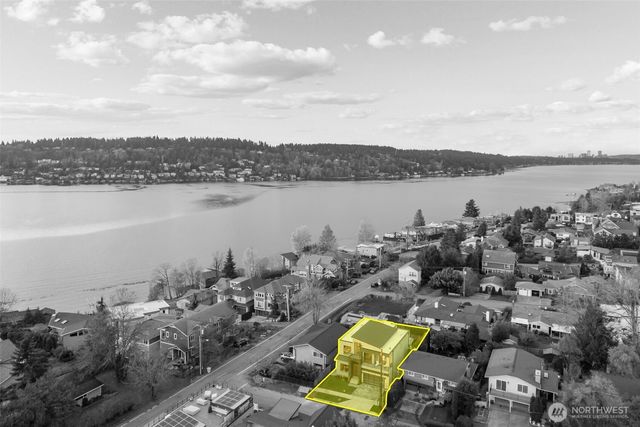 904 N 33rd Place, Renton, WA 98056