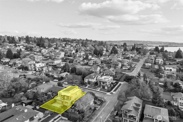 904 N 33rd Place, Renton, WA 98056