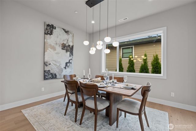 904 N 33rd Place, Renton, WA 98056