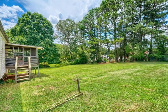 2376 Falls River Drive, Lithia Springs, GA 30122