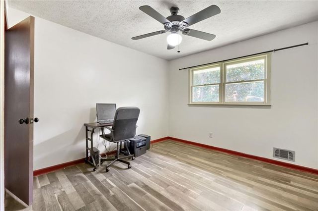 2376 Falls River Drive, Lithia Springs, GA 30122