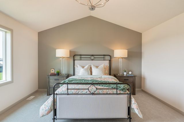 5036 Airlake Draw, Woodbury, MN 55129