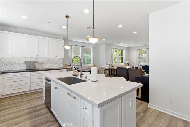 40 Sanctuary, Mission Viejo, CA 92692