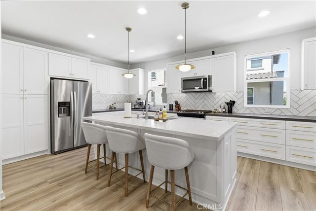 40 Sanctuary, Mission Viejo, CA 92692