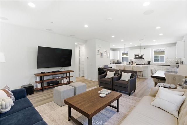 40 Sanctuary, Mission Viejo, CA 92692