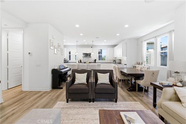 40 Sanctuary, Mission Viejo, CA 92692