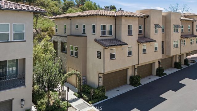 40 Sanctuary, Mission Viejo, CA 92692