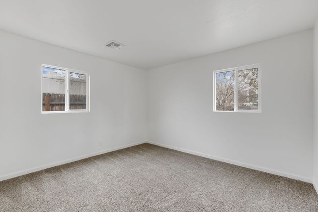 7715 Haines Avenue NE, Albuquerque, NM 87110