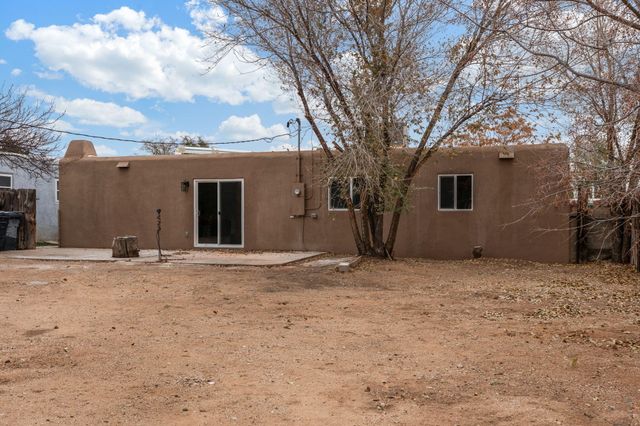 7715 Haines Avenue NE, Albuquerque, NM 87110