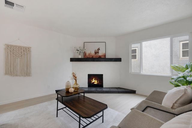 7715 Haines Avenue NE, Albuquerque, NM 87110