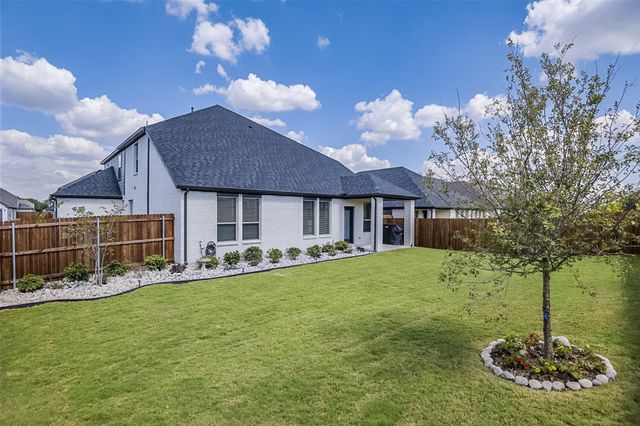 540 Moonrise Street, Waxahachie, TX 75165