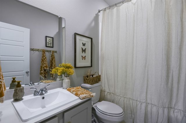 540 Moonrise Street, Waxahachie, TX 75165