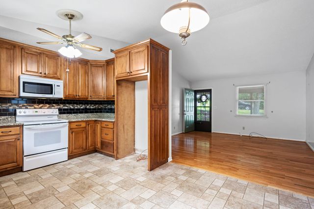 1636 Wendy Circle, Soddy Daisy, TN 37379