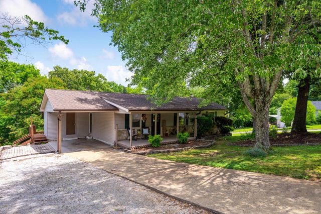 1636 Wendy Circle, Soddy Daisy, TN 37379