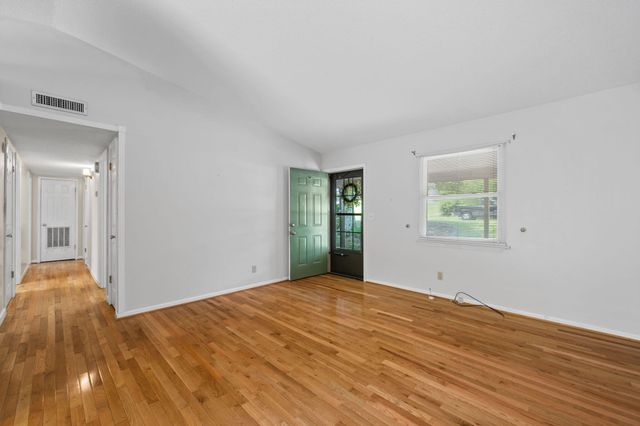1636 Wendy Circle, Soddy Daisy, TN 37379