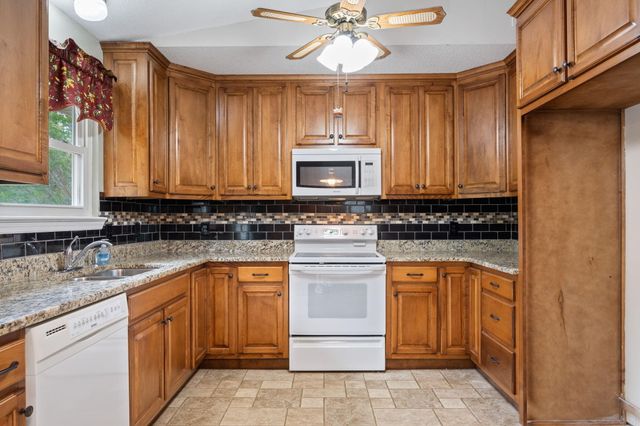 1636 Wendy Circle, Soddy Daisy, TN 37379