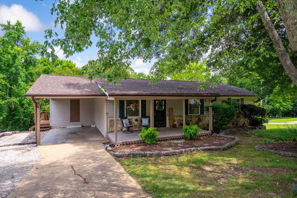 1636 Wendy Circle, Soddy Daisy, TN 37379