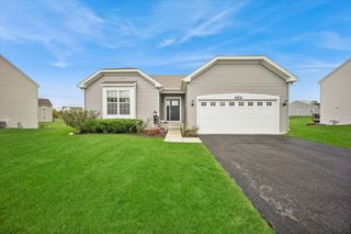 4704 Fox Trail Court, Wonder Lake, IL 60097