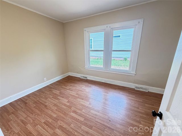 2149 Camp Greene Street, Charlotte, NC 28208