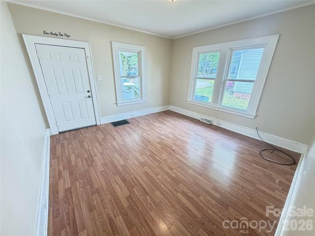 2149 Camp Greene Street, Charlotte, NC 28208