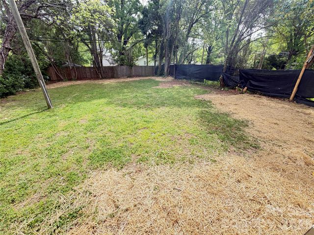 2149 Camp Greene Street, Charlotte, NC 28208